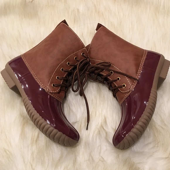 Yoki Shoes - NWOB Yoki Duck Boots